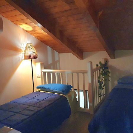 Dimora Chiaretta Apartamento Caronno Pertusella Exterior foto
